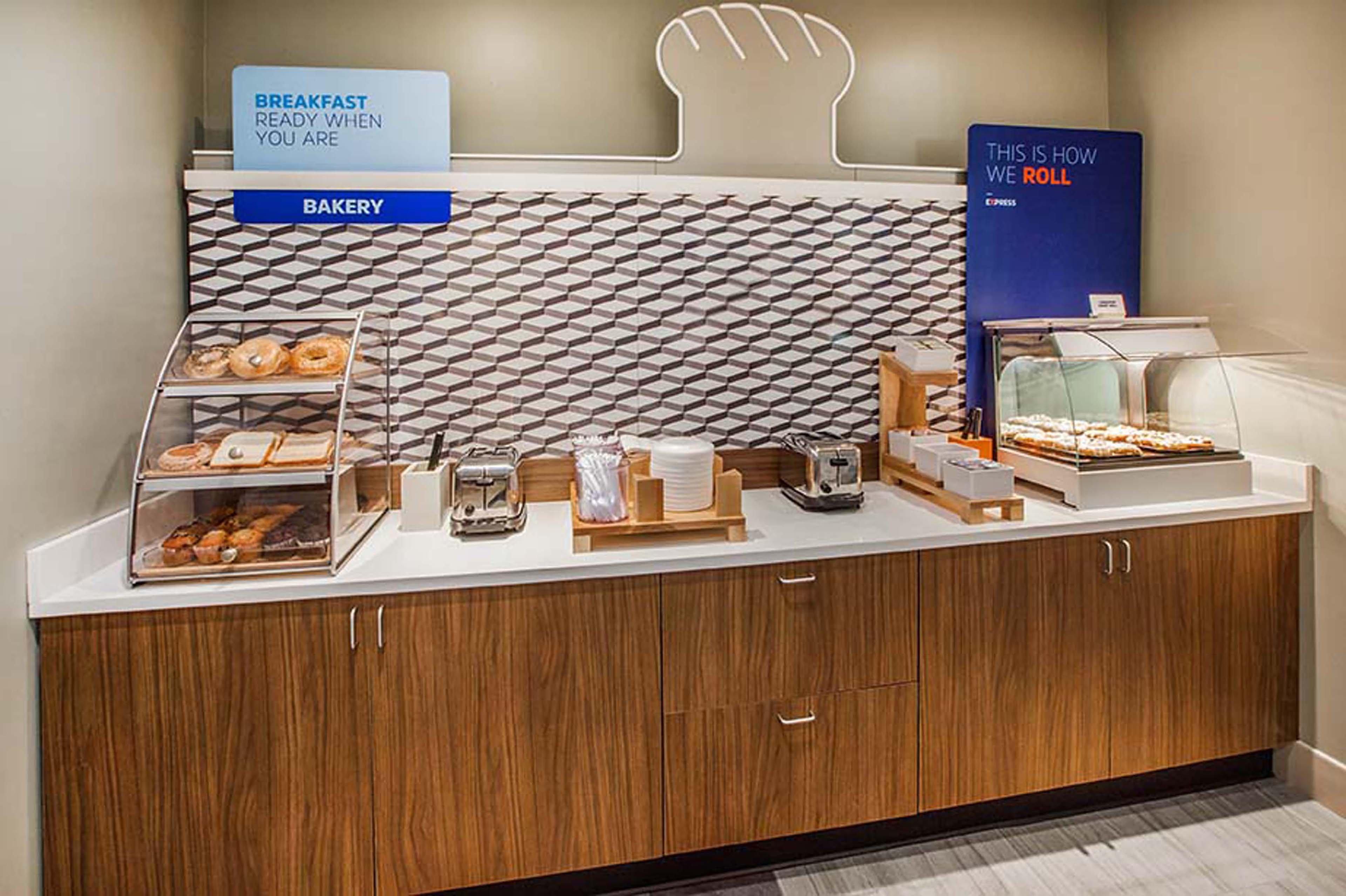 Holiday Inn Express & Suites Covington By Ihg Exteriér fotografie