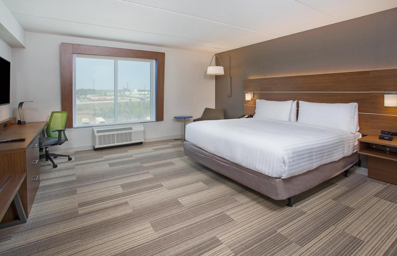 Holiday Inn Express & Suites Covington By Ihg Pokoj fotografie